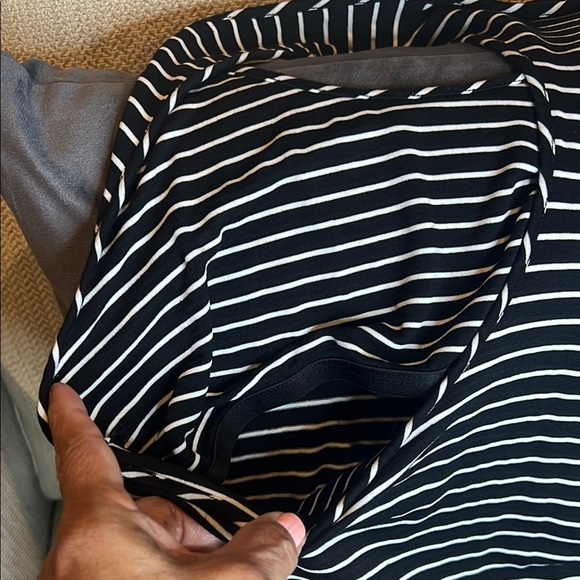 BCBGMaxAzria Black and White Striped Sleeveless Racerback Dress size Medium - Picture 9 of 10